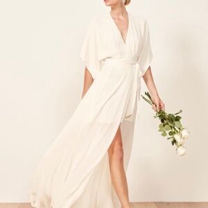 Reformation Winslow dress in off white